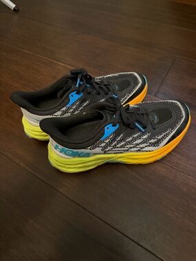 Hoka Speedgoat 5